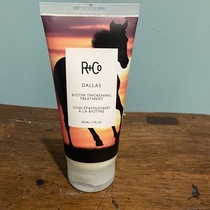 New R+Co Dallas thickening treatment